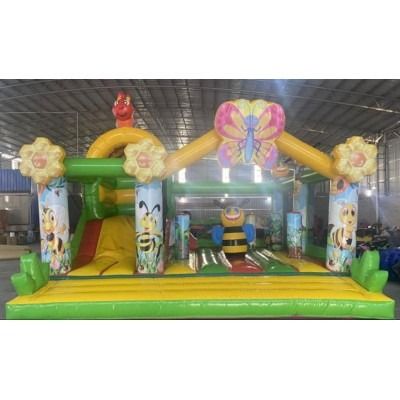 CHATEAU STRUCTURE GONFLABLE ABEILLE 6X6M