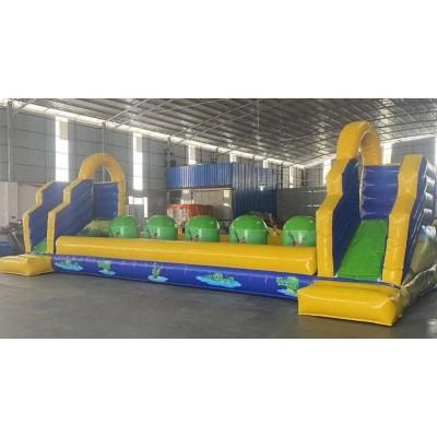 CHATEAU STRUCTURE GONFLABLE CROCODILE 10X4M